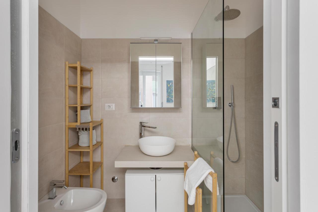 Naviglio Dream - Via Codara Milan Exterior photo